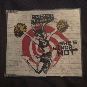 5SOS She’s Kinda Hot EP